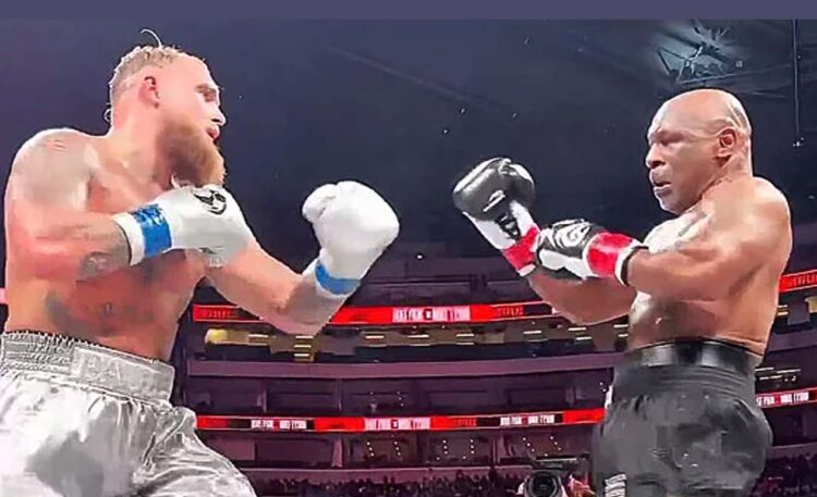 Jake Paul dan Mike Tyson berlangsung 8 ronde x 2 menit, di luar aturan tinju pro. (Foto: Fightnews)