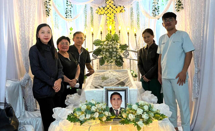 Selamat jalan coach Julianus Donald Patras. (Foto-foto milik keluarga)