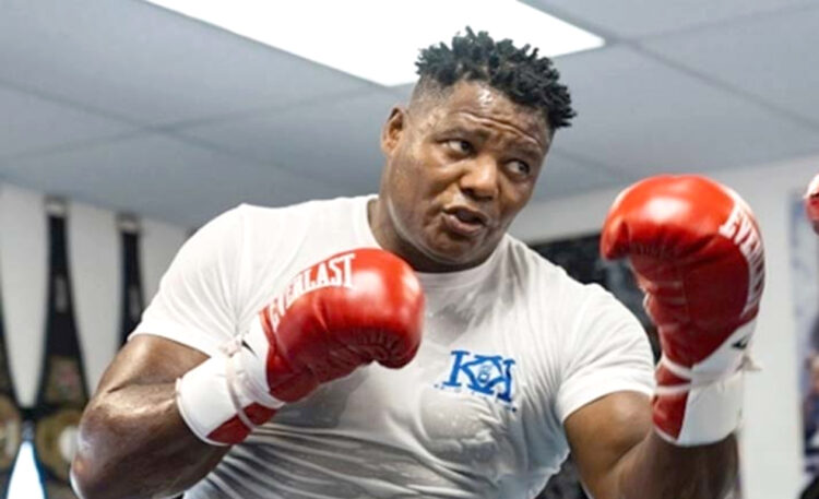 Kelas berat Kuba, “The Real King Kong” Luis Ortiz, sekarang berumur 45 tahun dengan rekor 34-3, 29 KO, dan dua kali no contest. (Foto: Boxing Scene)